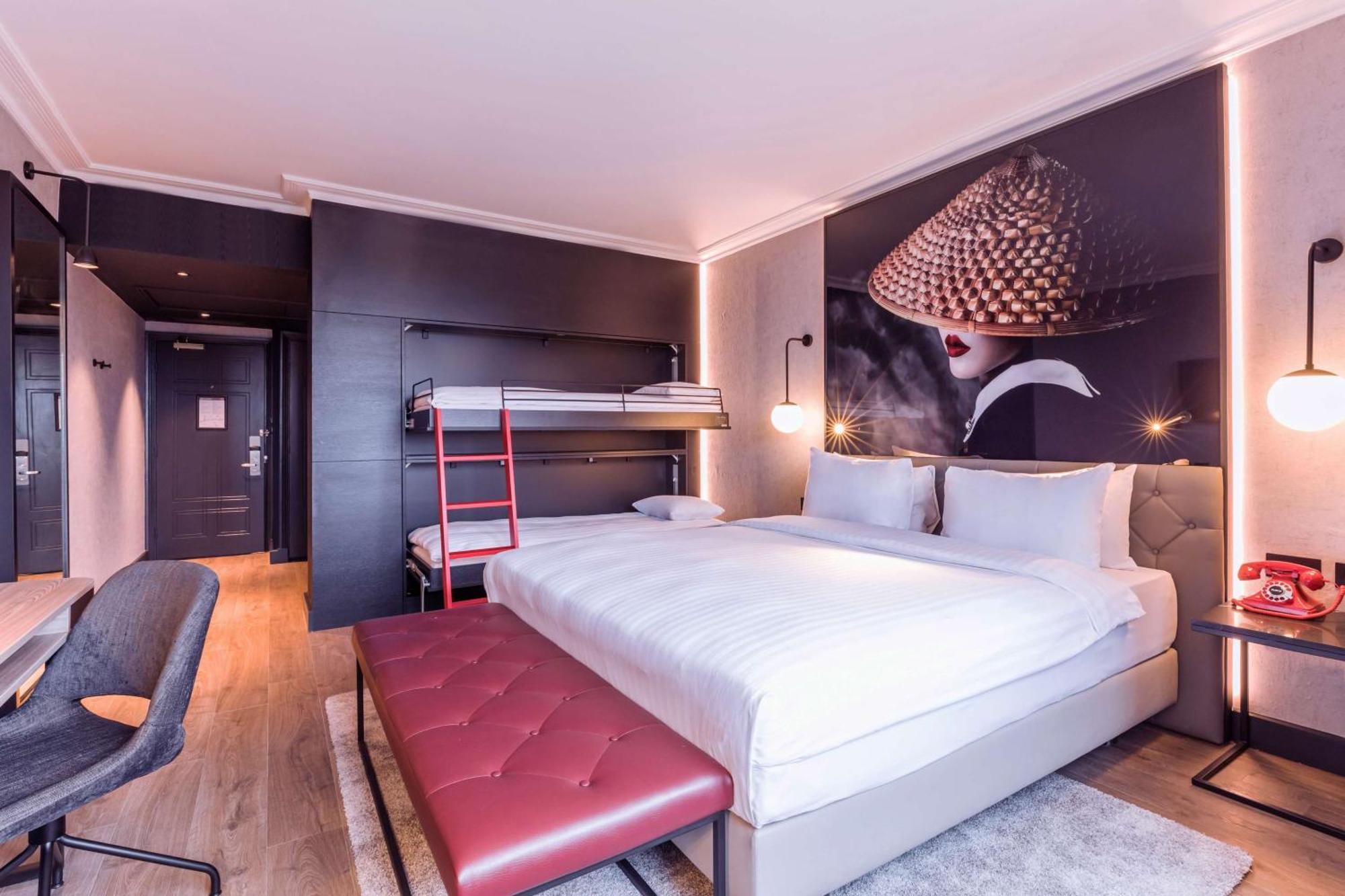 فندق Radisson Red London Heathrow هارموندسورث المظهر الخارجي الصورة Room at the hotel
