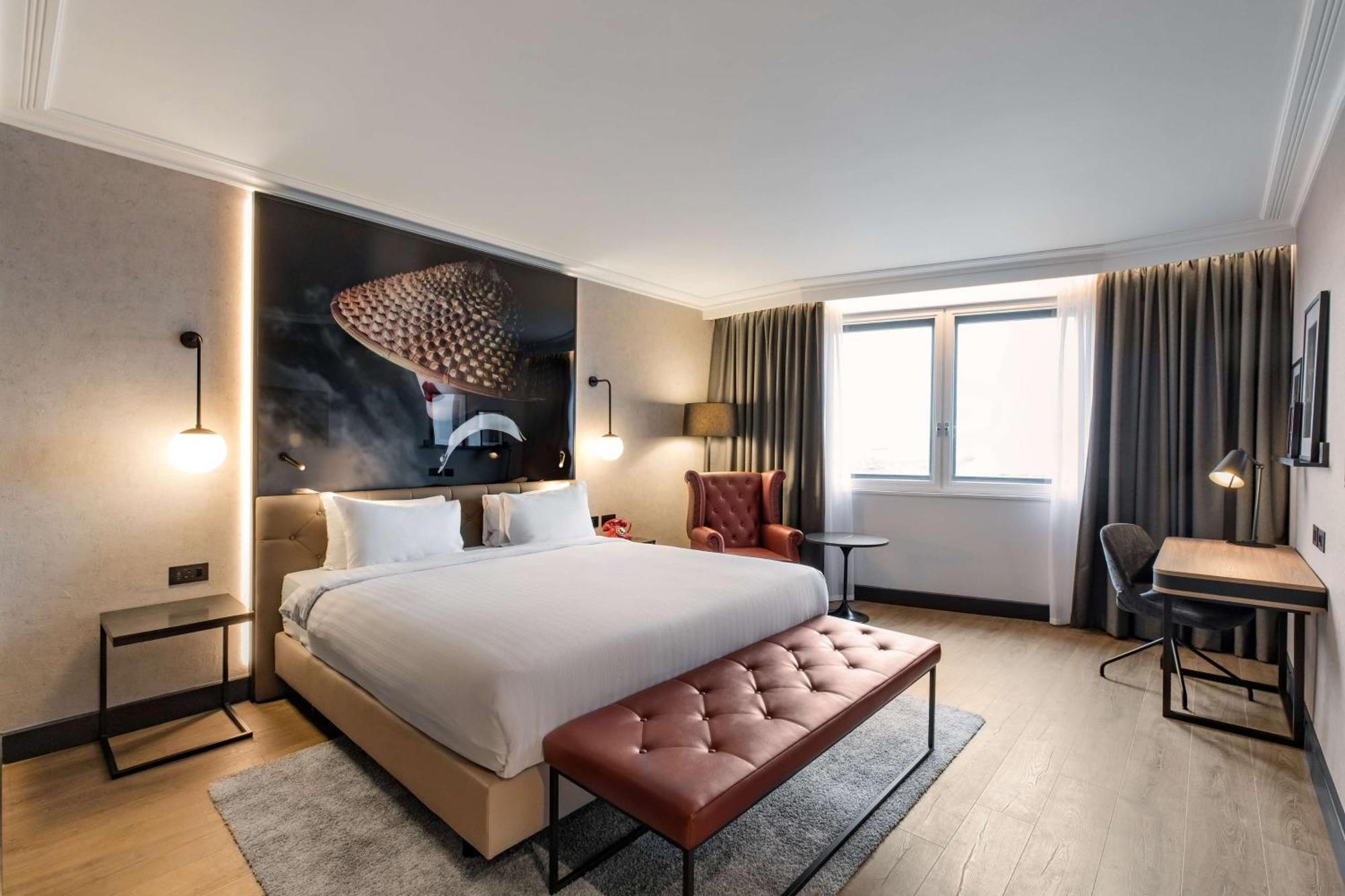 فندق Radisson Red London Heathrow هارموندسورث المظهر الخارجي الصورة