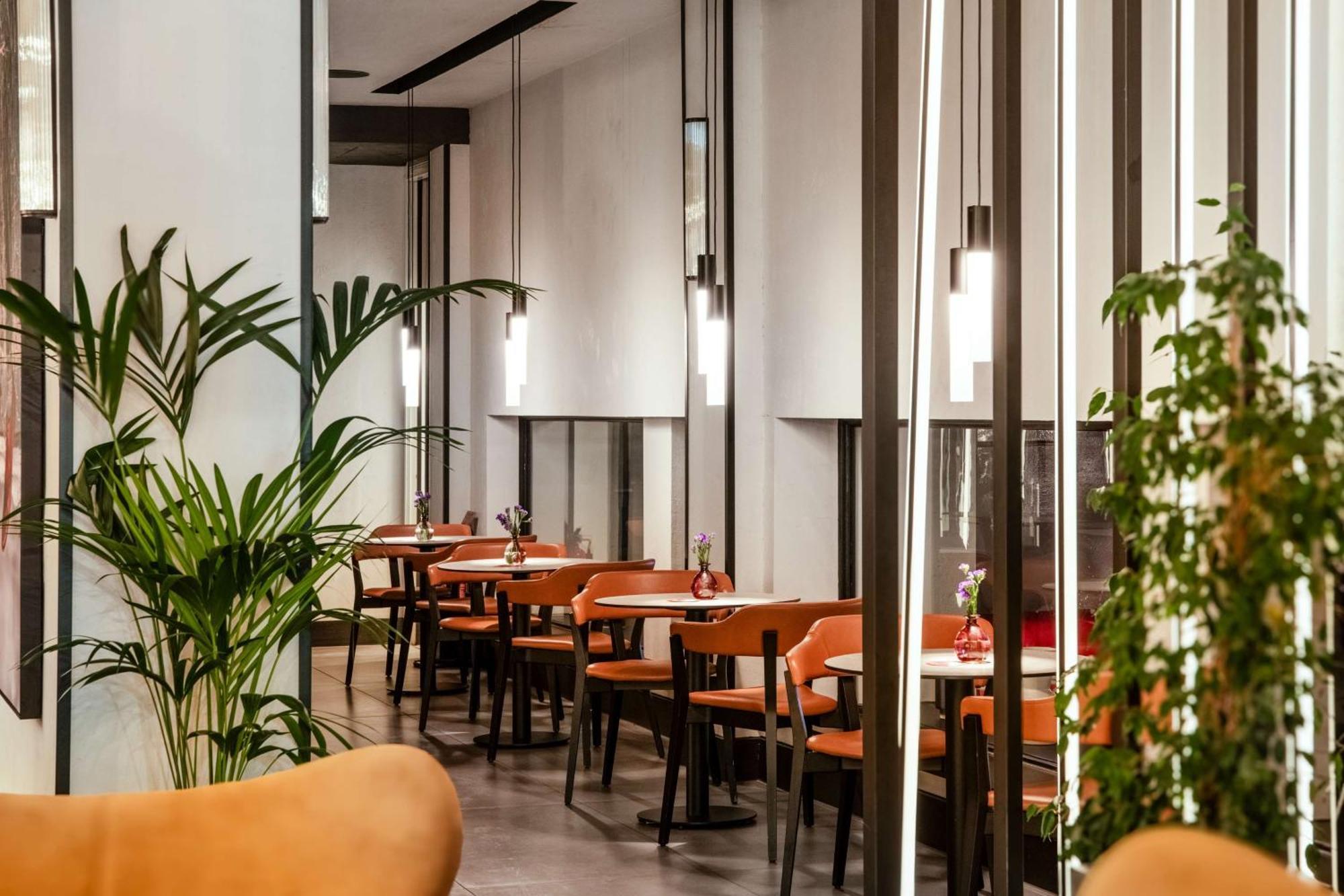فندق Radisson Red London Heathrow هارموندسورث المظهر الخارجي الصورة
